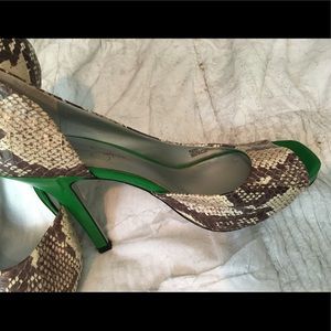 Size 7 Jessica Simpson 4" heels!